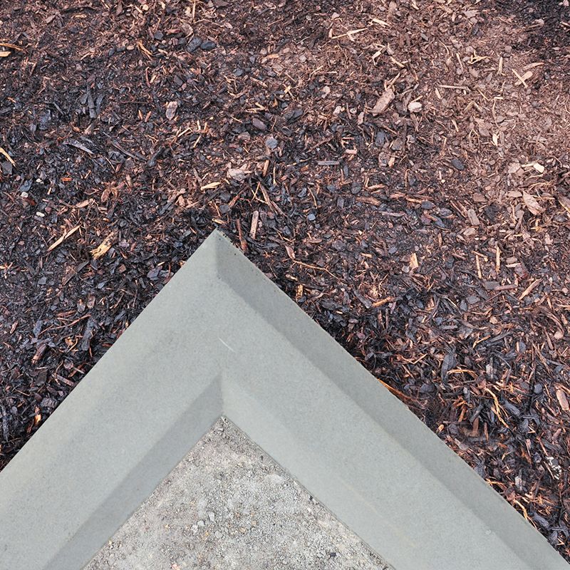 Corner Kerbstone KC3 535x35x30x10cm