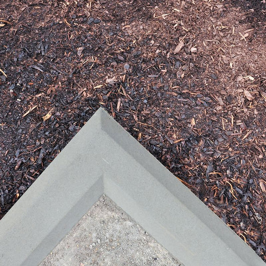 Corner Kerbstone KC3 535x35x30x10cm